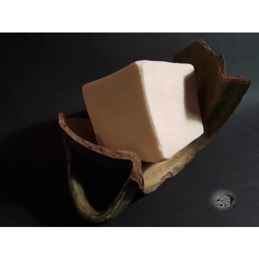 Hagyományos mosó-mosogató-folttisztító színszappan