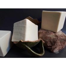 Hagyományos mosó-mosogató-folttisztító színszappan